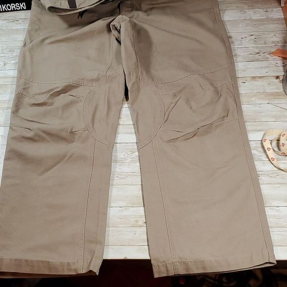 Mountain Hardware Men's Cordoba Pants 38X32‎ Articulated Knees Khaki - Picture 5 of 9